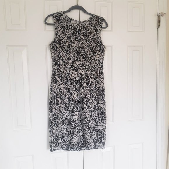 Sandra Darren Black & White Sheath Dress - Size 10 - Picture 8 of 8
